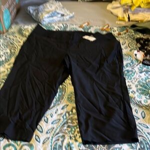 Lane Bryant size 20p Capri pants